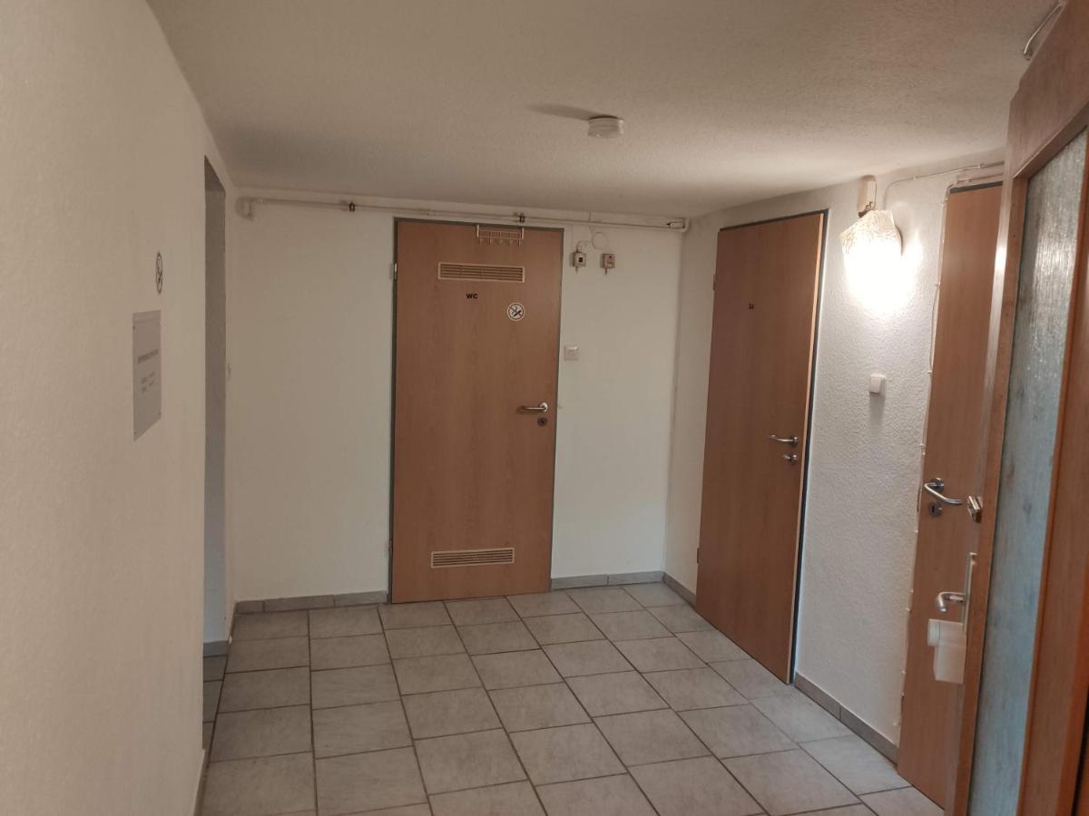 Schoenes Einfaches Zentrales Zimmer In Oldenburg Eksteriør billede