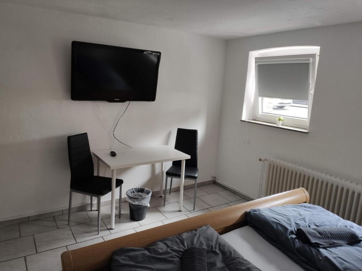 Schoenes Einfaches Zentrales Zimmer In Oldenburg Eksteriør billede