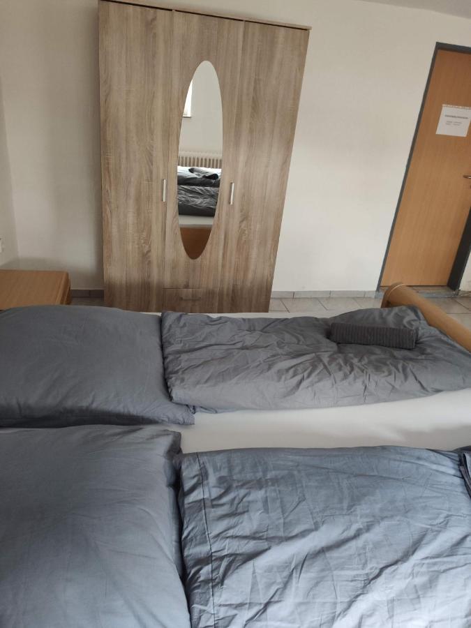 Schoenes Einfaches Zentrales Zimmer In Oldenburg Eksteriør billede
