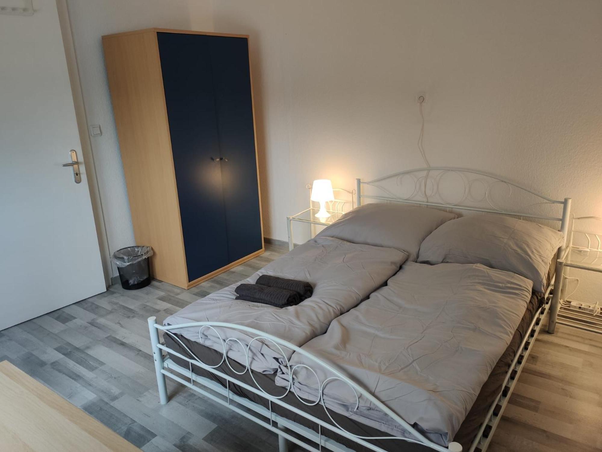 Schoenes Einfaches Zentrales Zimmer In Oldenburg Eksteriør billede