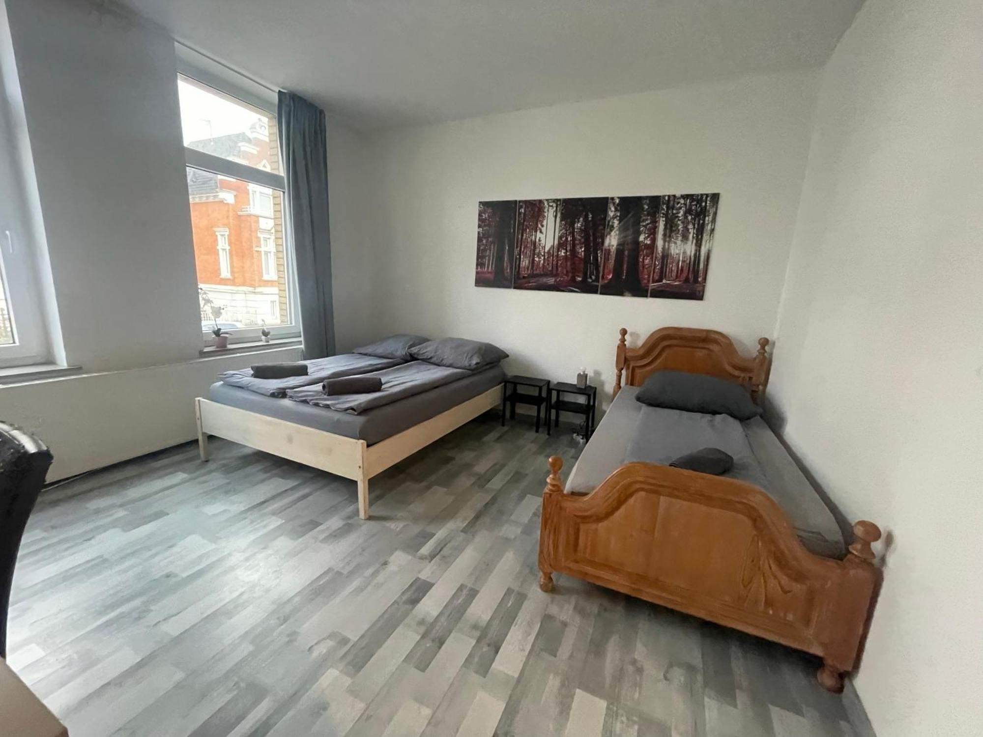 Schoenes Einfaches Zentrales Zimmer In Oldenburg Eksteriør billede